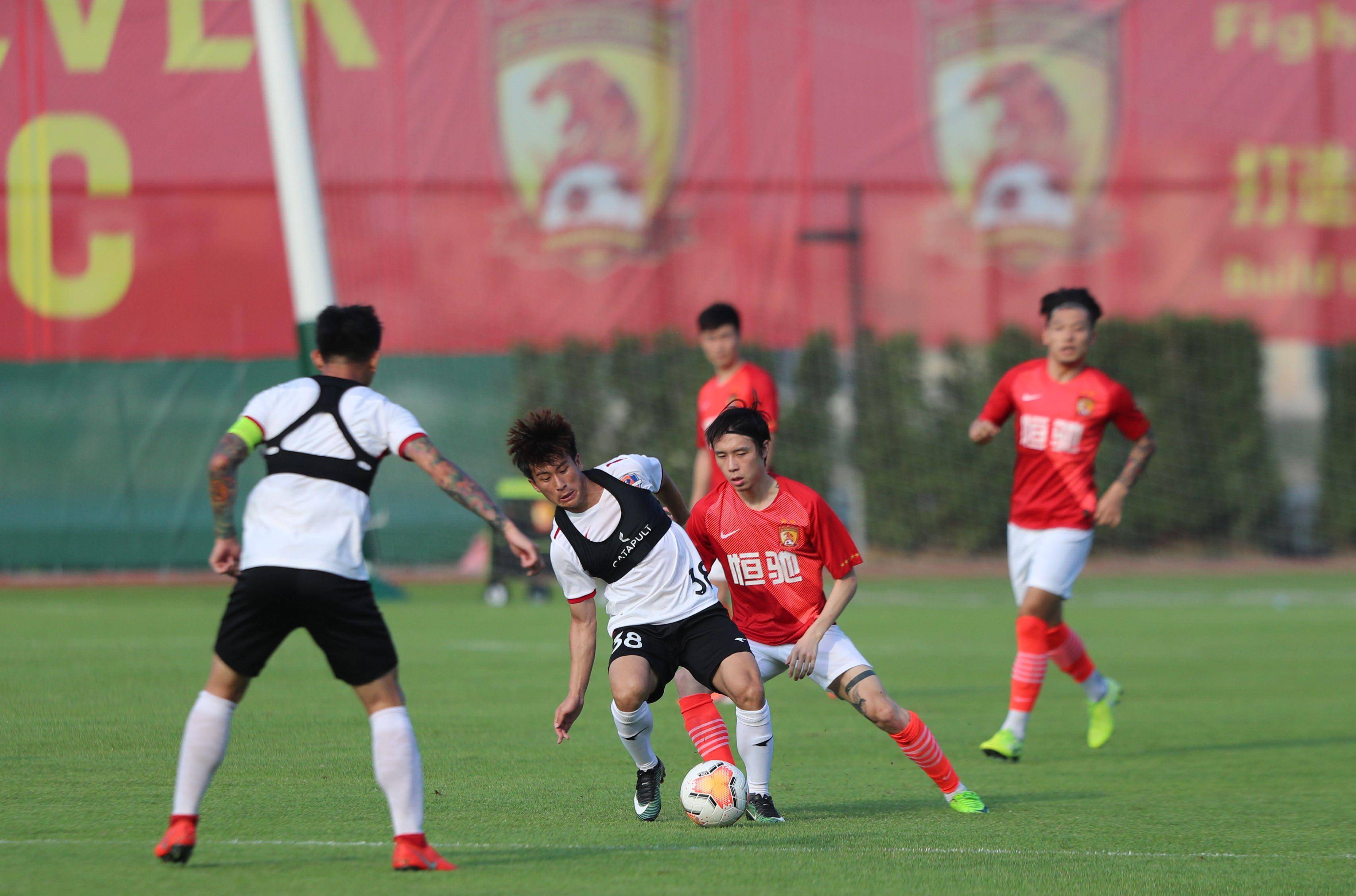 包含深圳佳兆业球队备战计划曝光,冲击亚冠资格的词条 包含深圳佳兆业球队备战计划曝光,冲击亚冠资格的词条