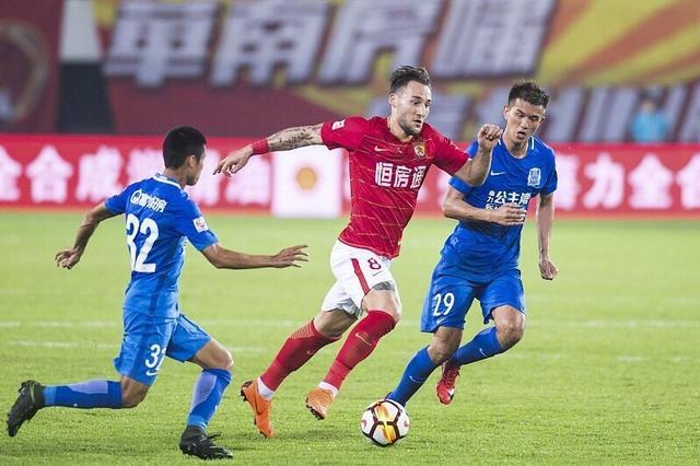 广州恒大客场再进一城，稳住积分榜首的简单介绍