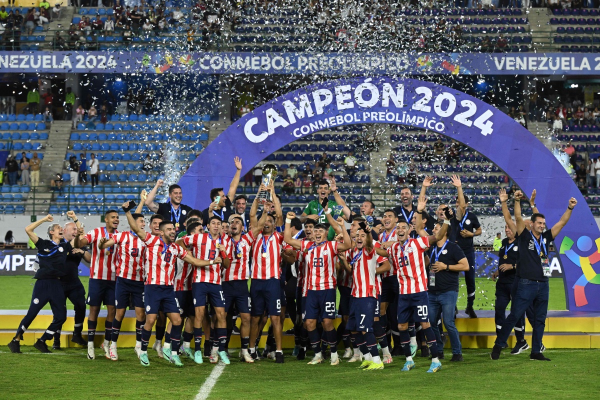 AC米兰在欧冠比赛中取得一场重要胜利 AC米兰在欧冠比赛中取得一场重要胜利