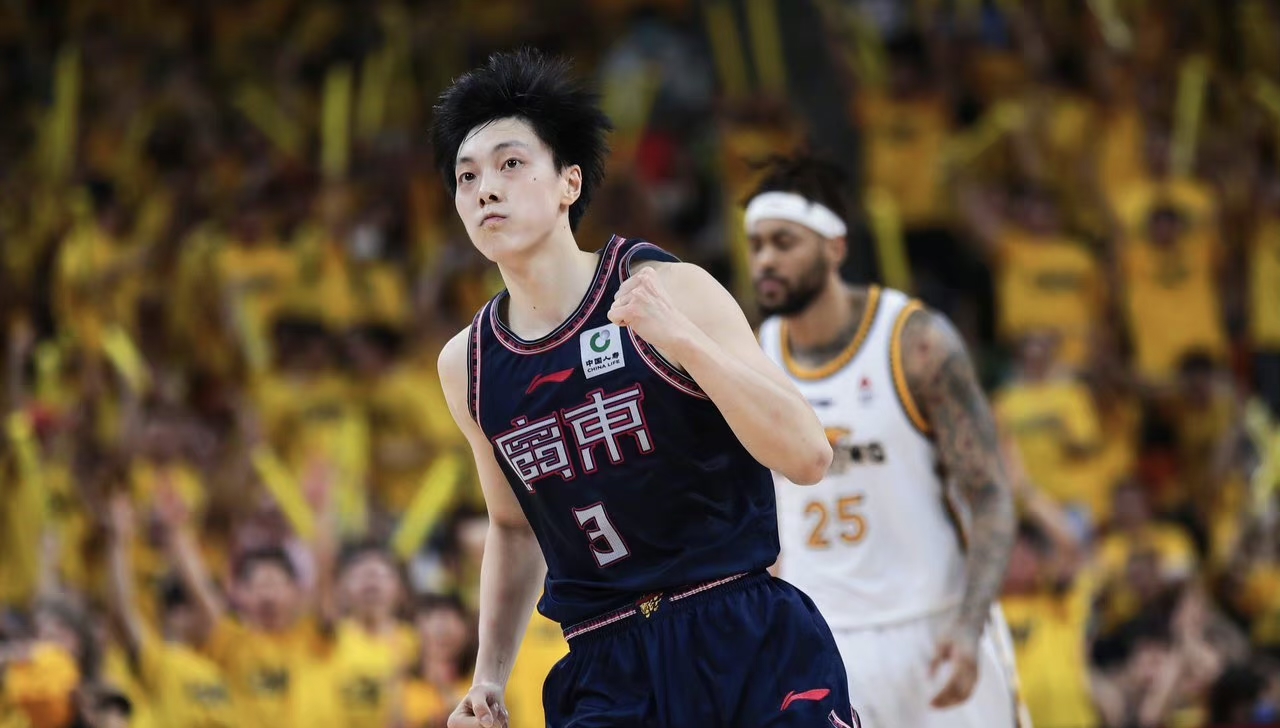 凯泽斯劳滕队为赢得比赛而拼搏的简单介绍