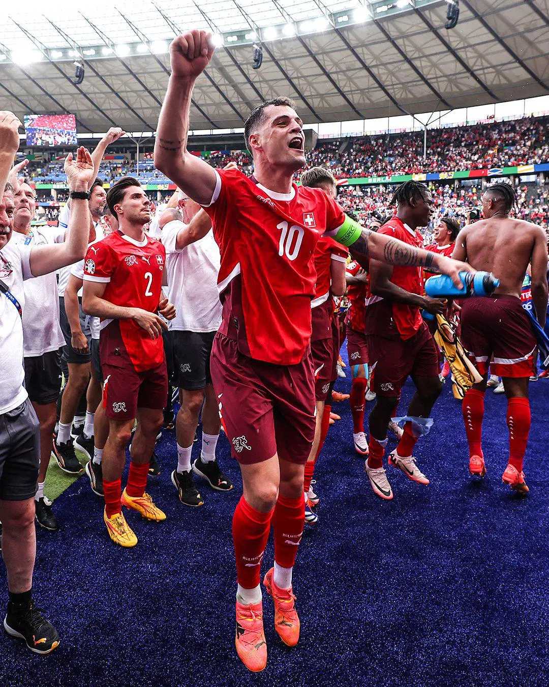 保加利亚艰难胜利，力保欧洲杯强的简单介绍