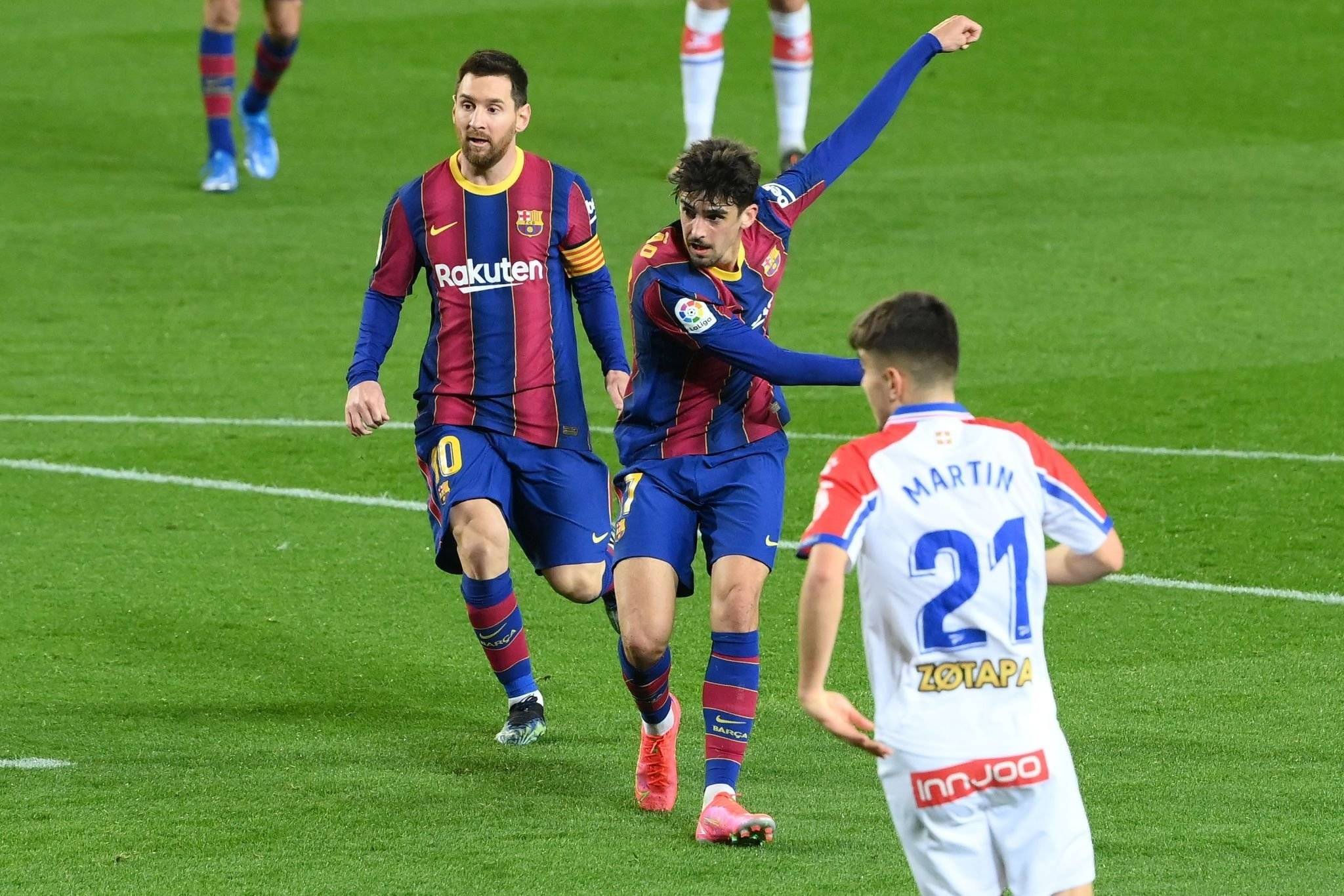 梅西再续传奇,巴萨在主场完胜对手 梅西再续传奇,巴萨在主场完胜对手